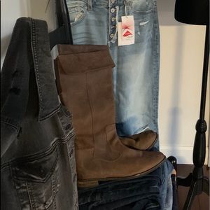 Leather Indigo Boots- Barely Worn- 8.5